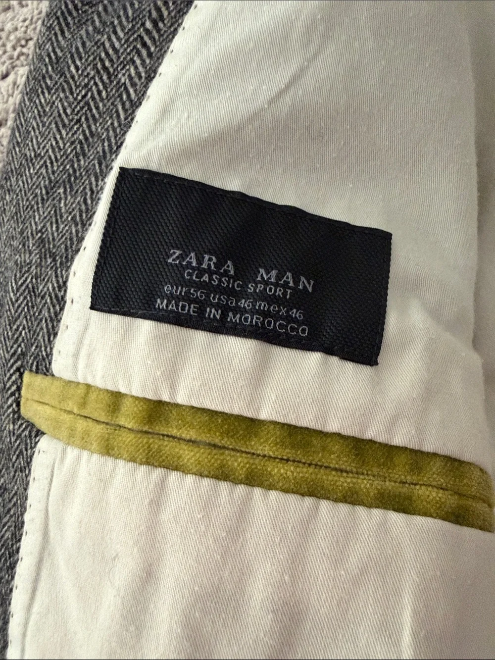 Zara Men's Gray Herringbone Sport Coat with Brown Elbow Patches